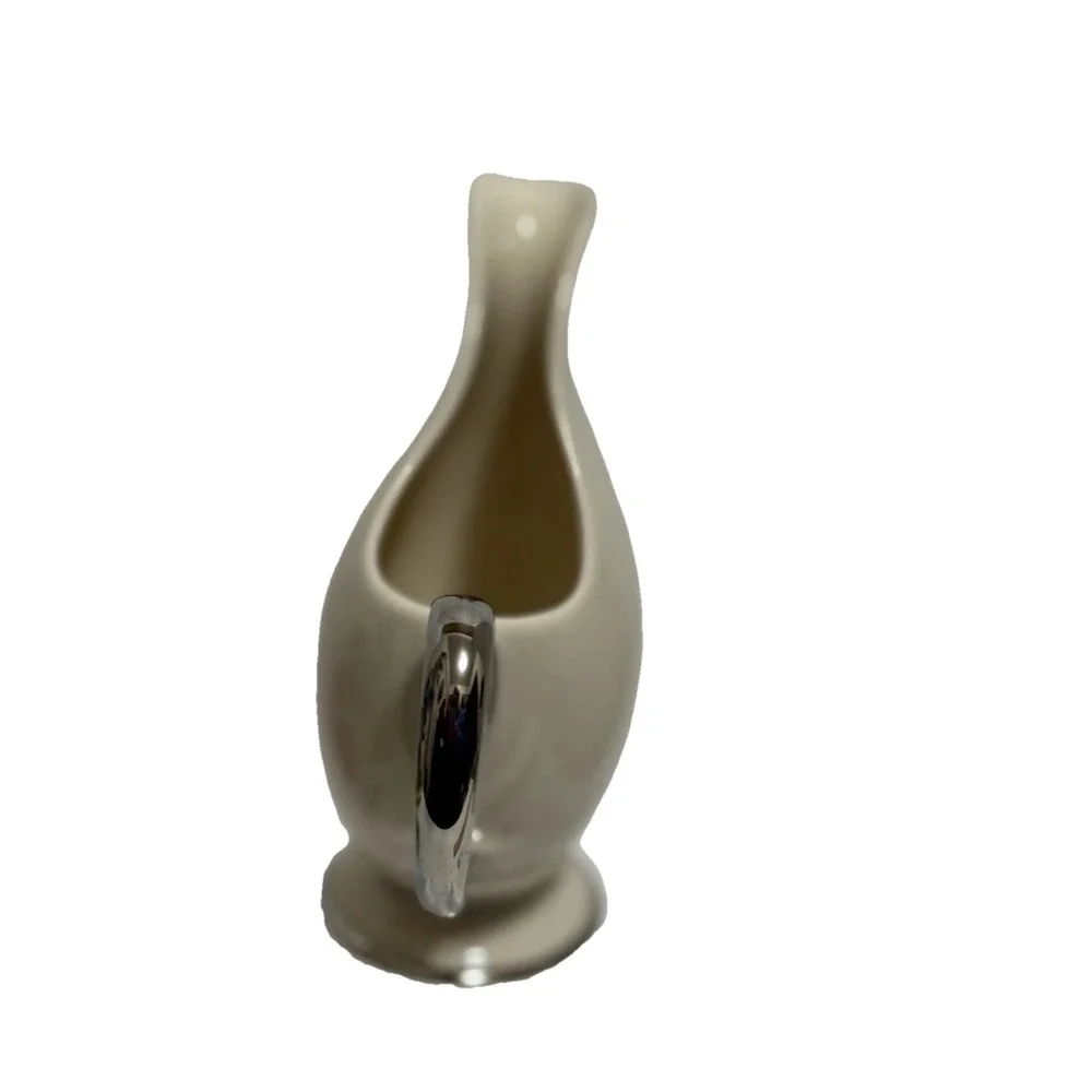 FRANCISCAN‎ HUNTINGTON CREAMER 8 OZ PLATINUM HANDLE & PLATINUM TRIM